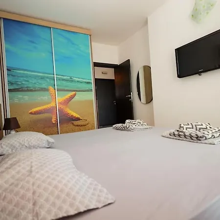 Apartman Santa Cruz *